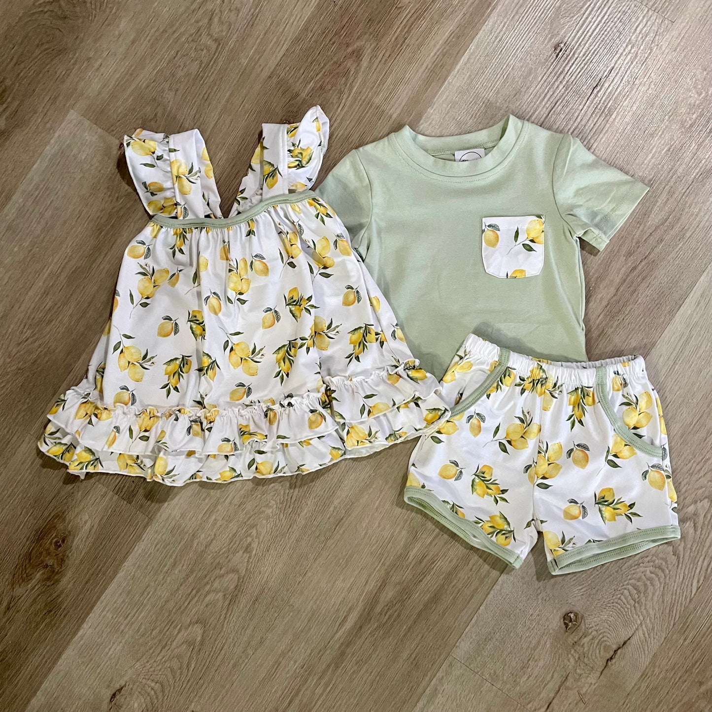 Squeeze the Day Boys Set